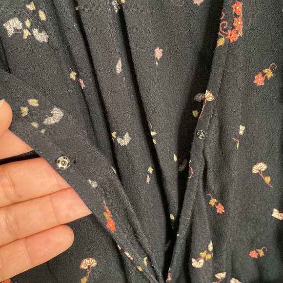 Madewell Women’s Flowy Long Sleeve Black Floral Blouse Top Size XS - Picture 6 of 12